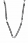 Unsere Halskette Gliederkette aus Edelstahldraht besteht aus einem speziellen Edelstahl Drahtgeflecht als Kette. Dieses Geflecht ist einzigartig und wurde bei uns im Haus entworfen. Die Länge der Kette ist Individuell anpassbar sowie mit oder ohne Perlena