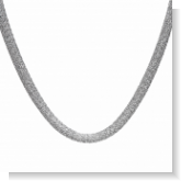 Unsere Halskette Edelstahldraht besteht aus einem speziellen Edelstahl Drahtgeflecht als Kette. Dieses Geflecht ist einzigartig und wurde bei uns im Haus entworfen. Die Länge der Kette ist Individuell anpassbar. Die Kette ist durch Handarbeit bei uns in A